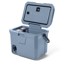 Br Tank 20-Quart Easy-Carry Cooler | Denim